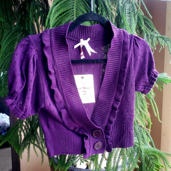 Derek Heart Vintage Shawl Cover - Picture 1 of 6